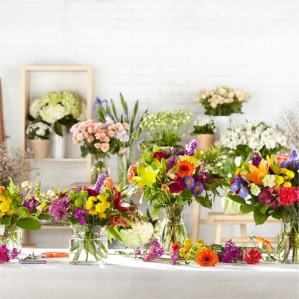 Bold & Bright – A Florist Original – FARFANS FLOWERS & DECORATIONS LLC, Frederick MD