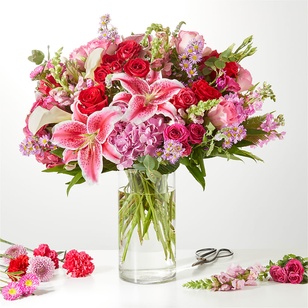Swooning Over You - A Luxury Florist Original – FARFANS FLOWERS & DECORATIONS LLC, Frederick MD