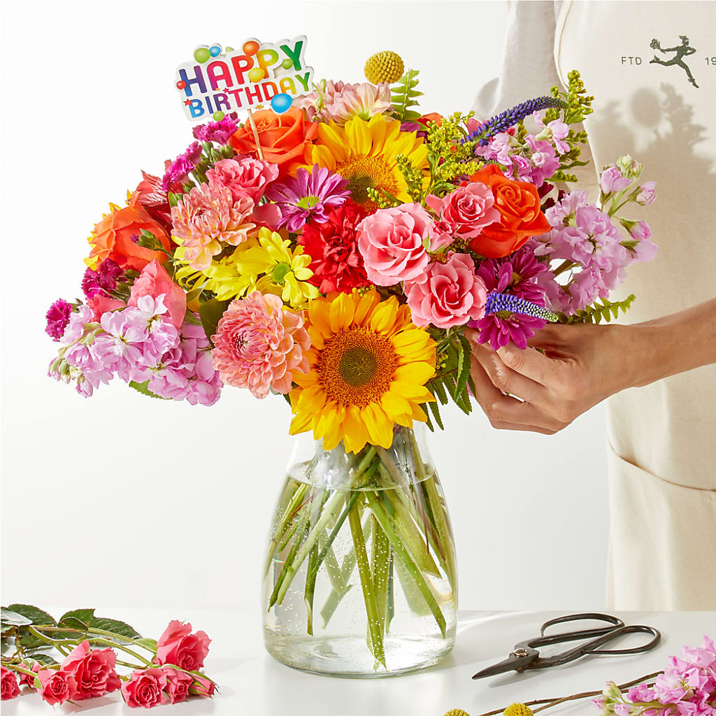 Cue the Confetti - A Florist Original – FARFANS FLOWERS & DECORATIONS LLC, Frederick MD