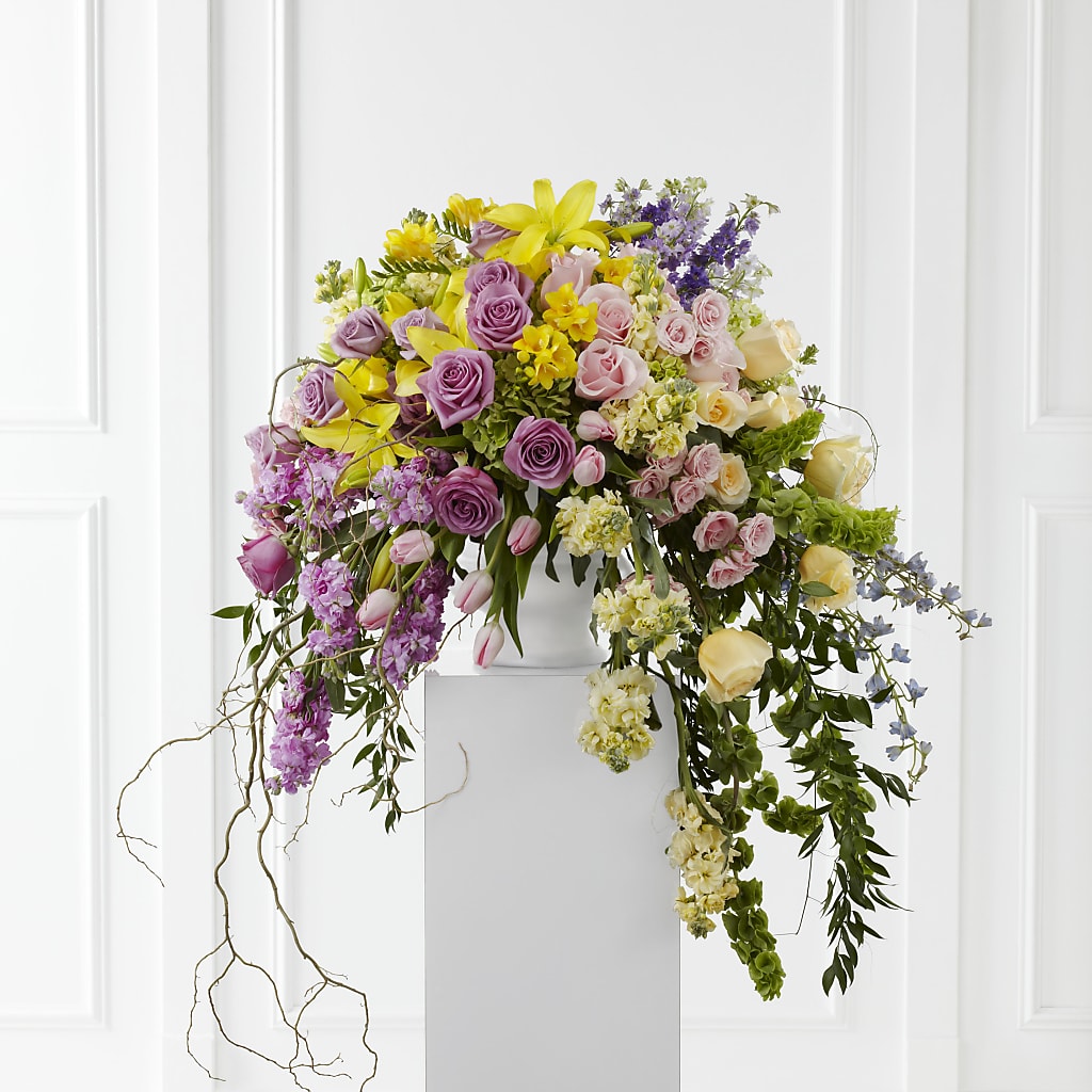 Display of Affection Arrangement – FARFANS FLOWERS & DECORATIONS LLC, Frederick MD