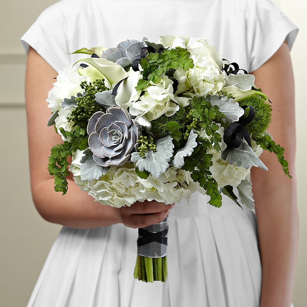Sweet Innocence Bouquet – FARFANS FLOWERS & DECORATIONS LLC, Frederick MD