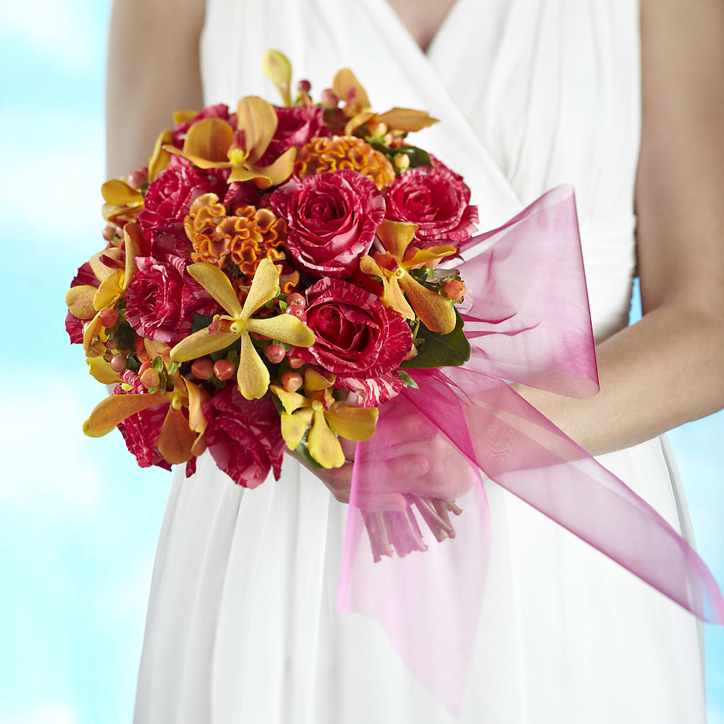 Brilliant Shades of Love Bouquet – FARFANS FLOWERS & DECORATIONS LLC, Frederick MD
