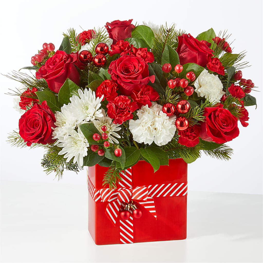 Presents Under the Tree Bouquet – FARFANS FLOWERS & DECORATIONS LLC, Frederick MD