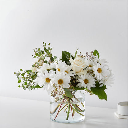 Fresh Linen Bouquet – FARFANS FLOWERS & DECORATIONS LLC, Frederick MD
