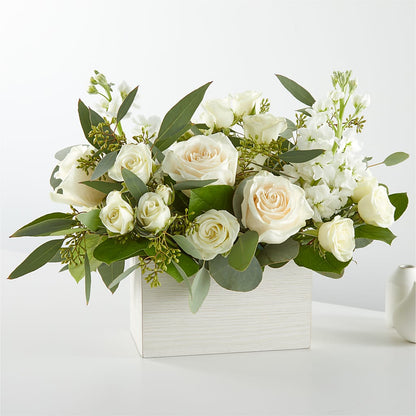 Fresh Linen Box Bouquet – FARFANS FLOWERS & DECORATIONS LLC, Frederick MD
