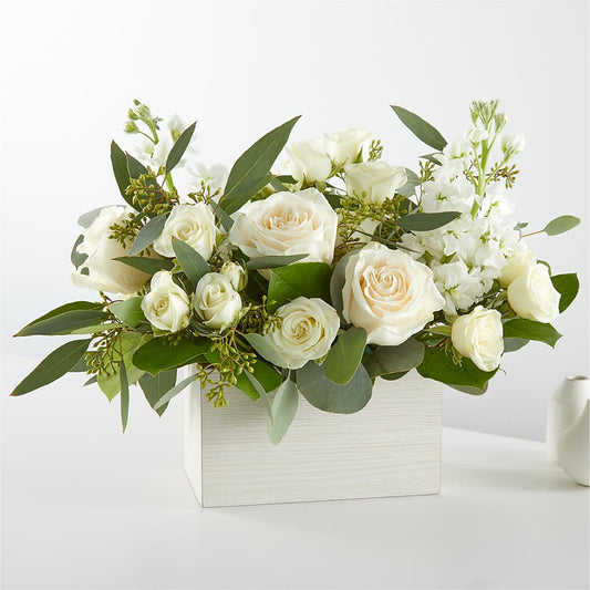 Fresh Linen Box Bouquet – FARFANS FLOWERS & DECORATIONS LLC, Frederick MD