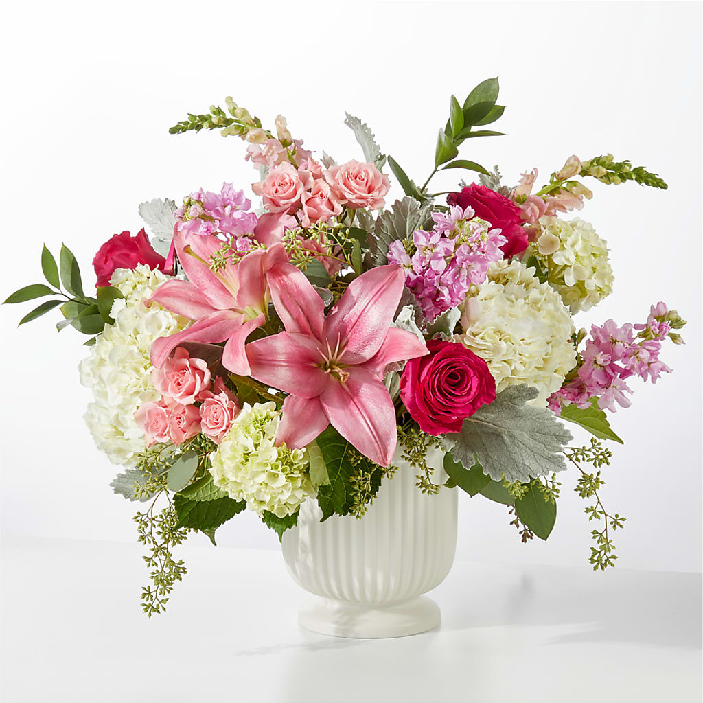 Antique Shopping Bouquet – FARFANS FLOWERS & DECORATIONS LLC, Frederick MD