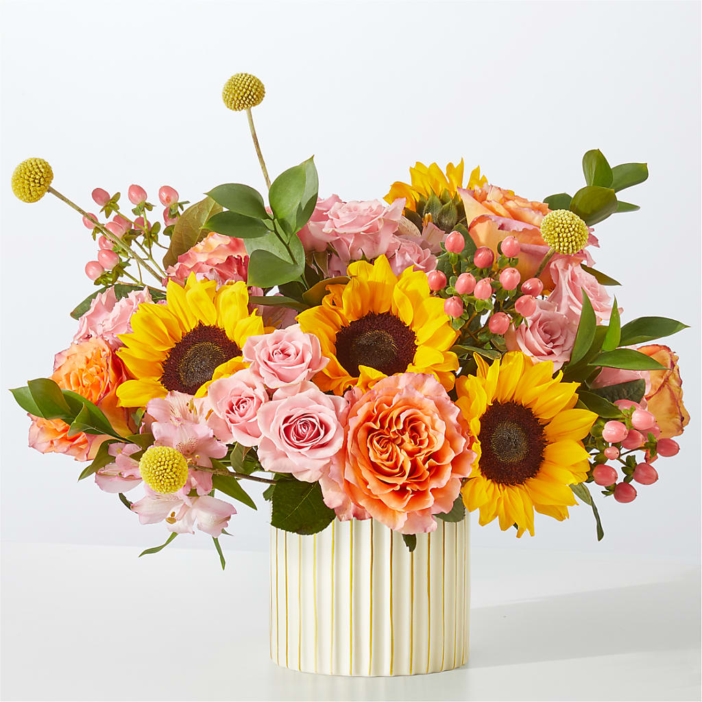 Sun's Out Bouquet – FARFANS FLOWERS & DECORATIONS LLC, Frederick MD
