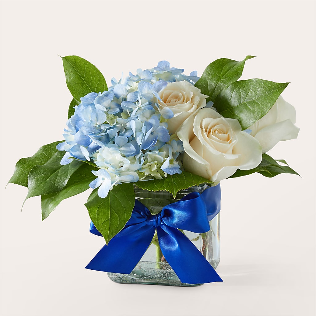 Sky Blue Delight Bouquet – FARFANS FLOWERS & DECORATIONS LLC, Frederick MD