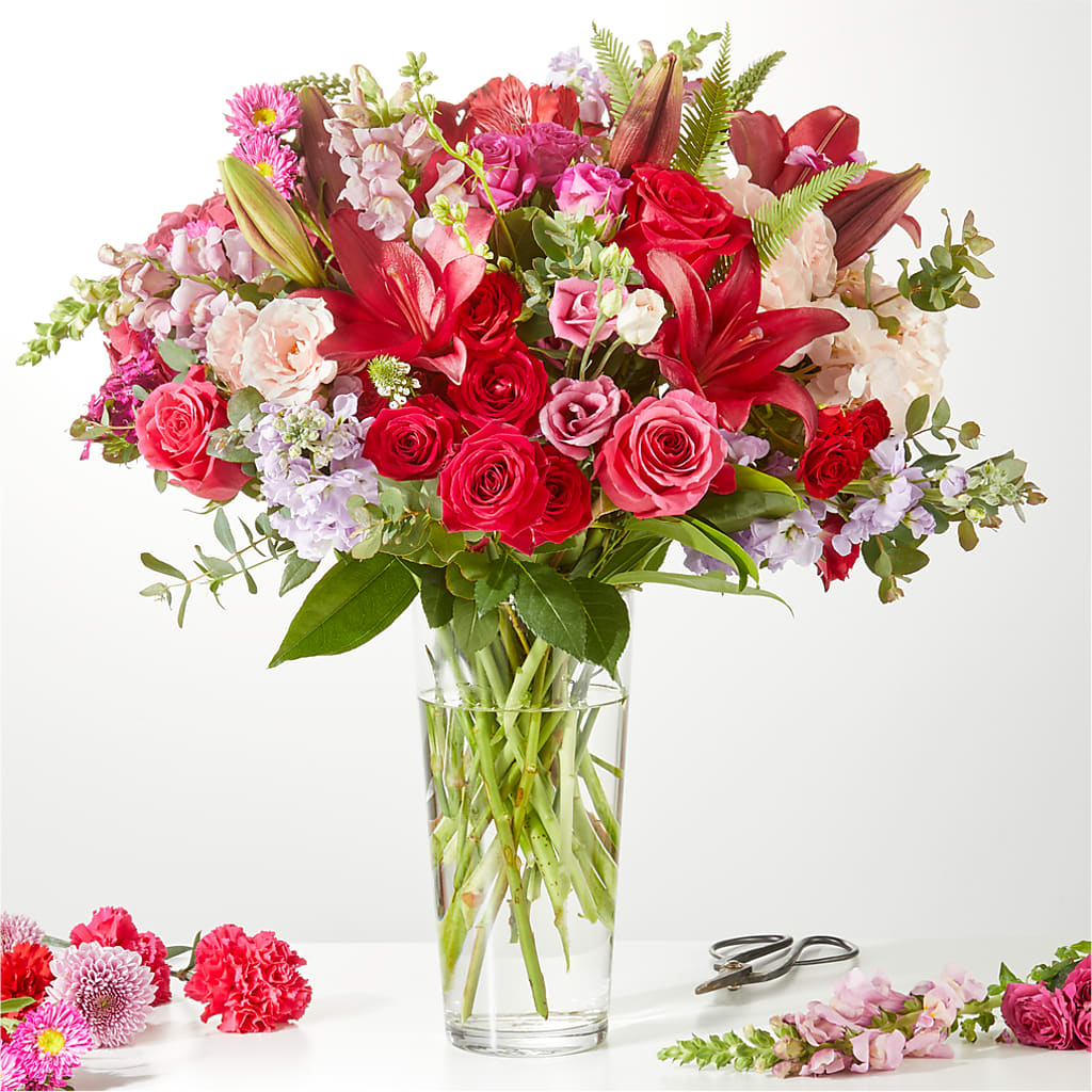 Swooning Over You - A Luxury Florist Original – FARFANS FLOWERS & DECORATIONS LLC, Frederick MD