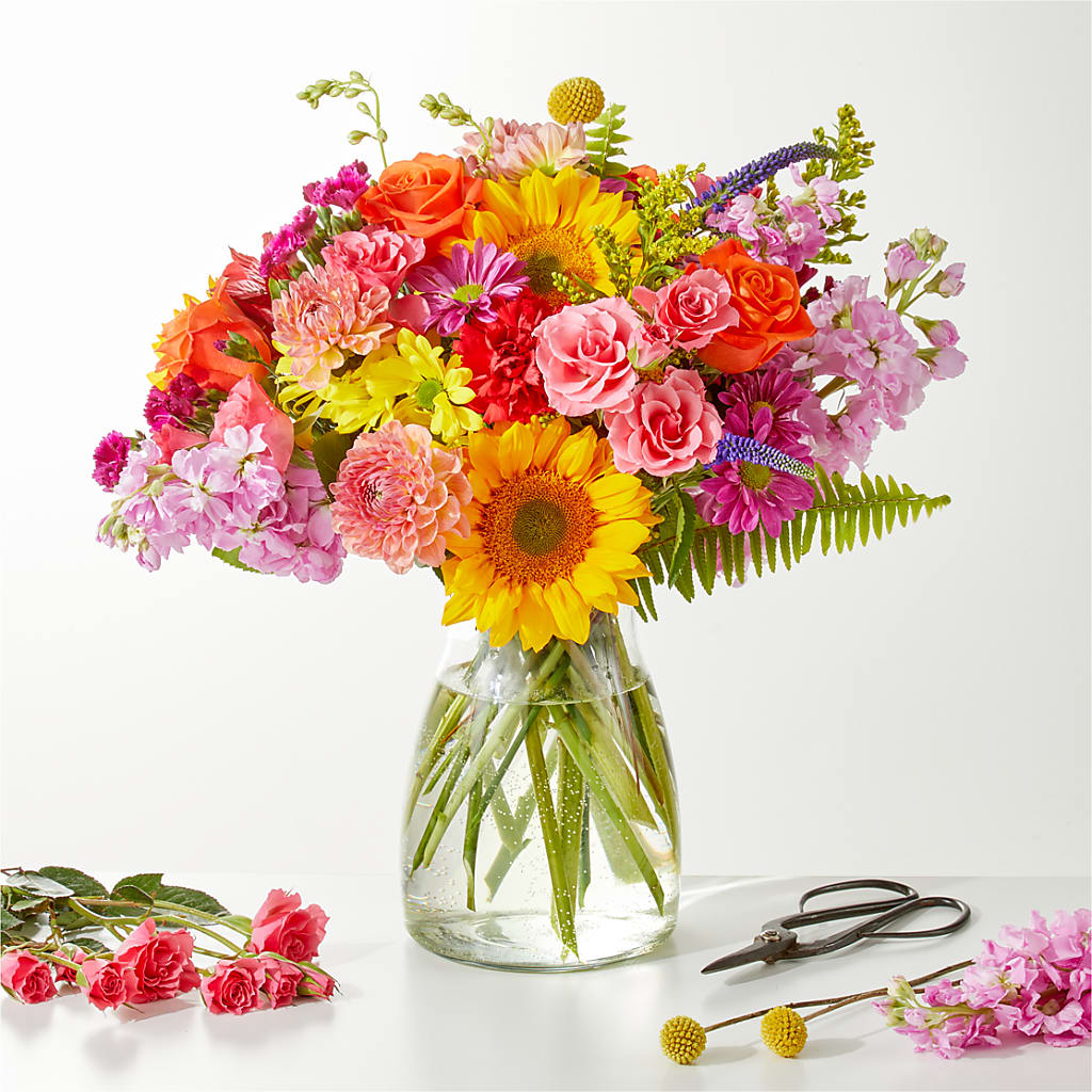 Cue the Confetti - A Florist Original – FARFANS FLOWERS & DECORATIONS LLC, Frederick MD