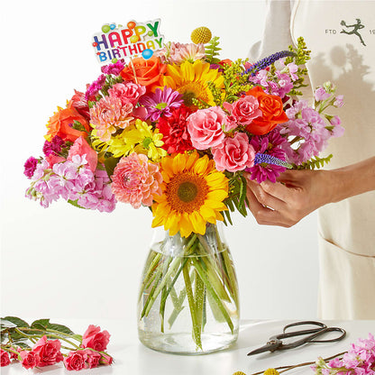 Cue the Confetti - A Florist Original – FARFANS FLOWERS & DECORATIONS LLC, Frederick MD