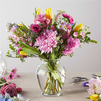 Pastel Tradition - A Florist Original – FARFANS FLOWERS & DECORATIONS LLC, Frederick MD