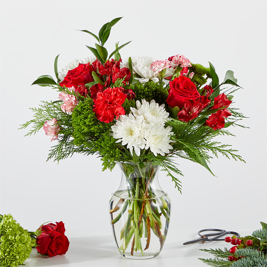 Merry Moment Bouquet – A Florist Original – FARFANS FLOWERS & DECORATIONS LLC, Frederick MD