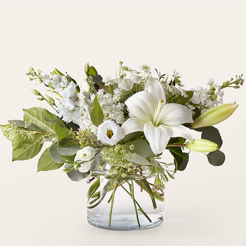 Alluring Elegance Bouquet – FARFANS FLOWERS & DECORATIONS LLC, Frederick MD