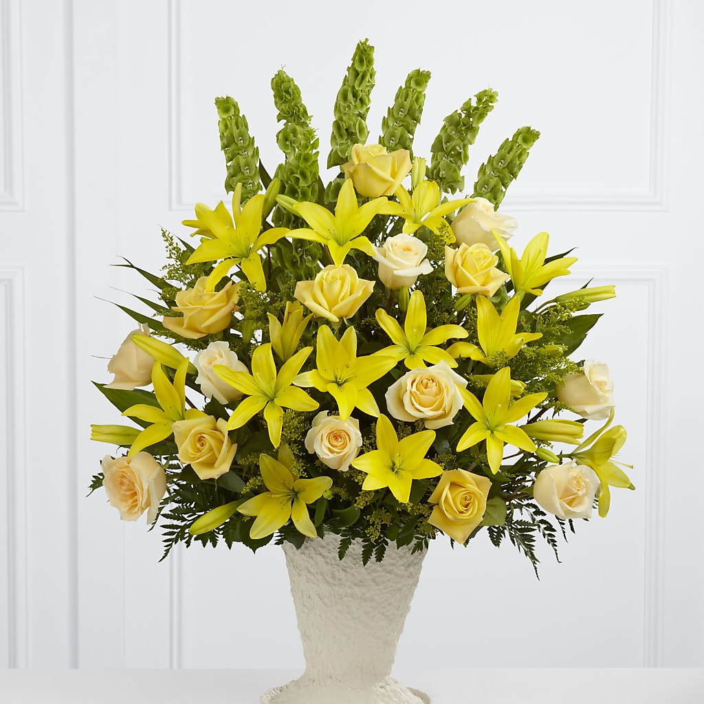 Golden Memories Arrangement – FARFANS FLOWERS & DECORATIONS LLC, Frederick MD