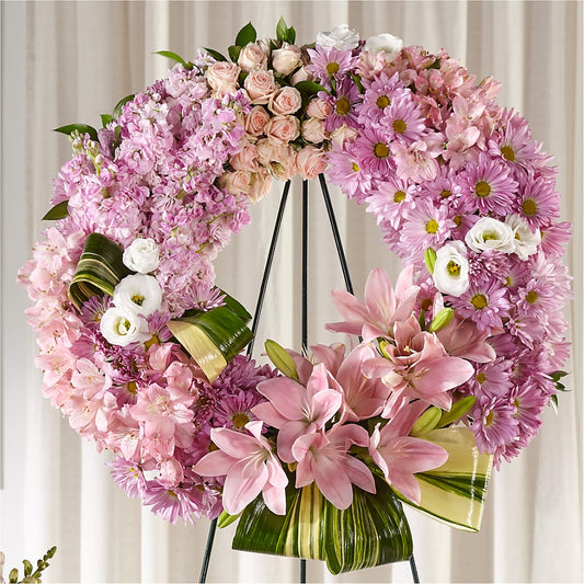 Gift of Warmth Wreath – FARFANS FLOWERS & DECORATIONS LLC, Frederick MD