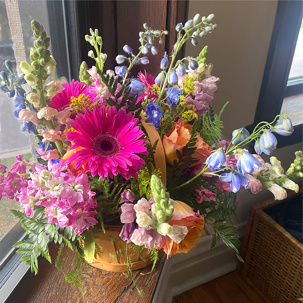 Garden of Life Basket – FARFANS FLOWERS & DECORATIONS LLC, Frederick MD