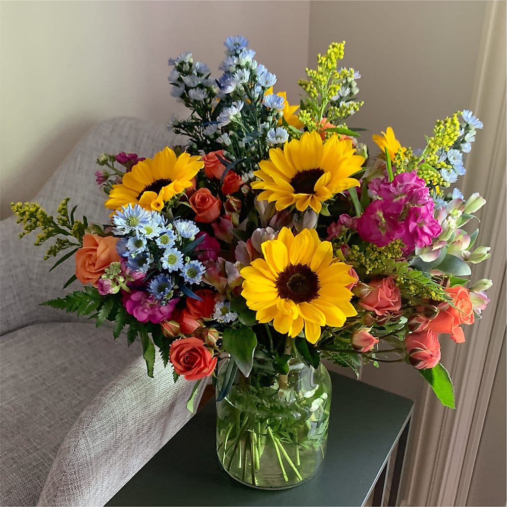 Rays of Life Bouquet – FARFANS FLOWERS & DECORATIONS LLC, Frederick MD