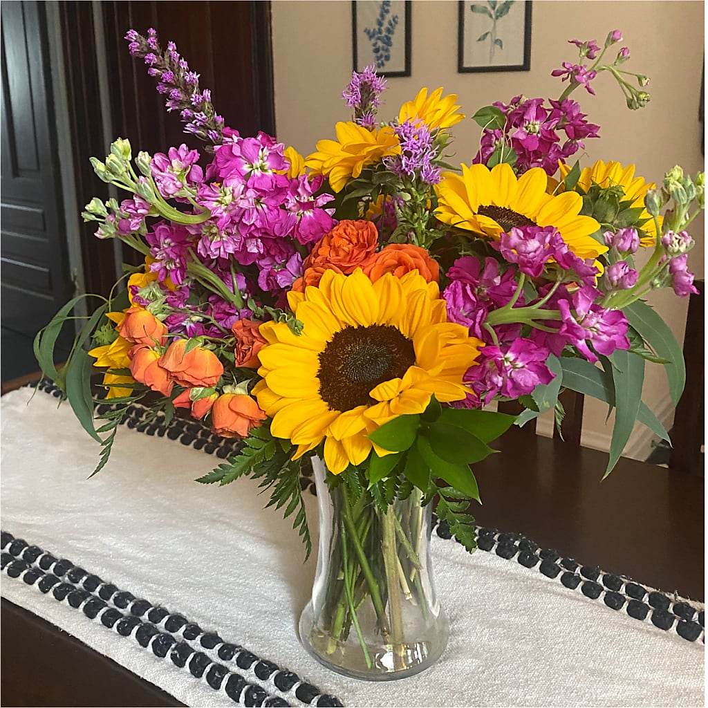 Rays of Life Bouquet – FARFANS FLOWERS & DECORATIONS LLC, Frederick MD
