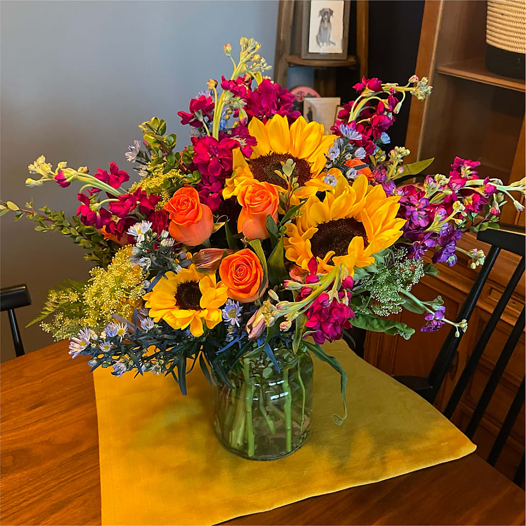 Rays of Life Bouquet – FARFANS FLOWERS & DECORATIONS LLC, Frederick MD
