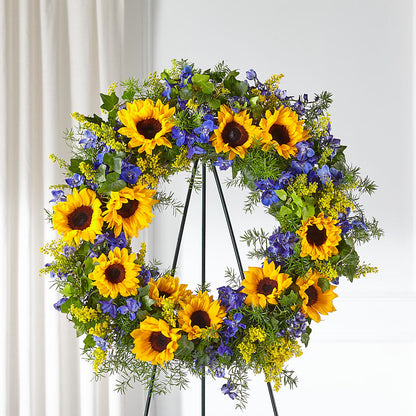 Bright Rays Wreath – FARFANS FLOWERS & DECORATIONS LLC, Frederick MD