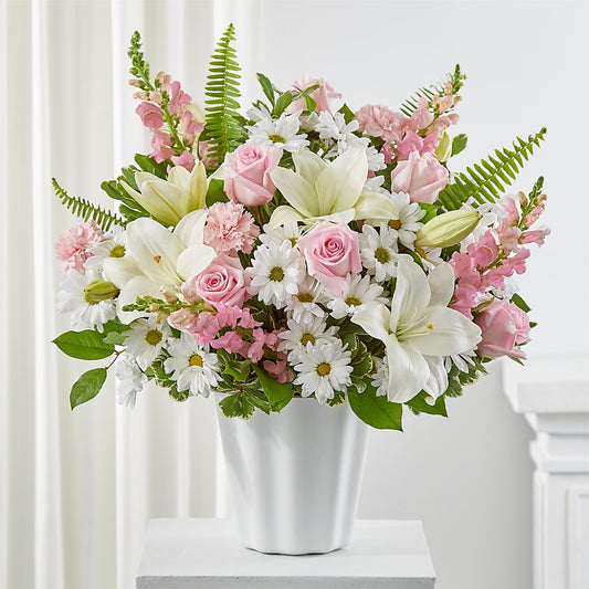 Soft Touch Tabletop Basket – FARFANS FLOWERS & DECORATIONS LLC, Frederick MD