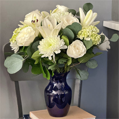 Snowy Dreams Bouquet – FARFANS FLOWERS & DECORATIONS LLC, Frederick MD