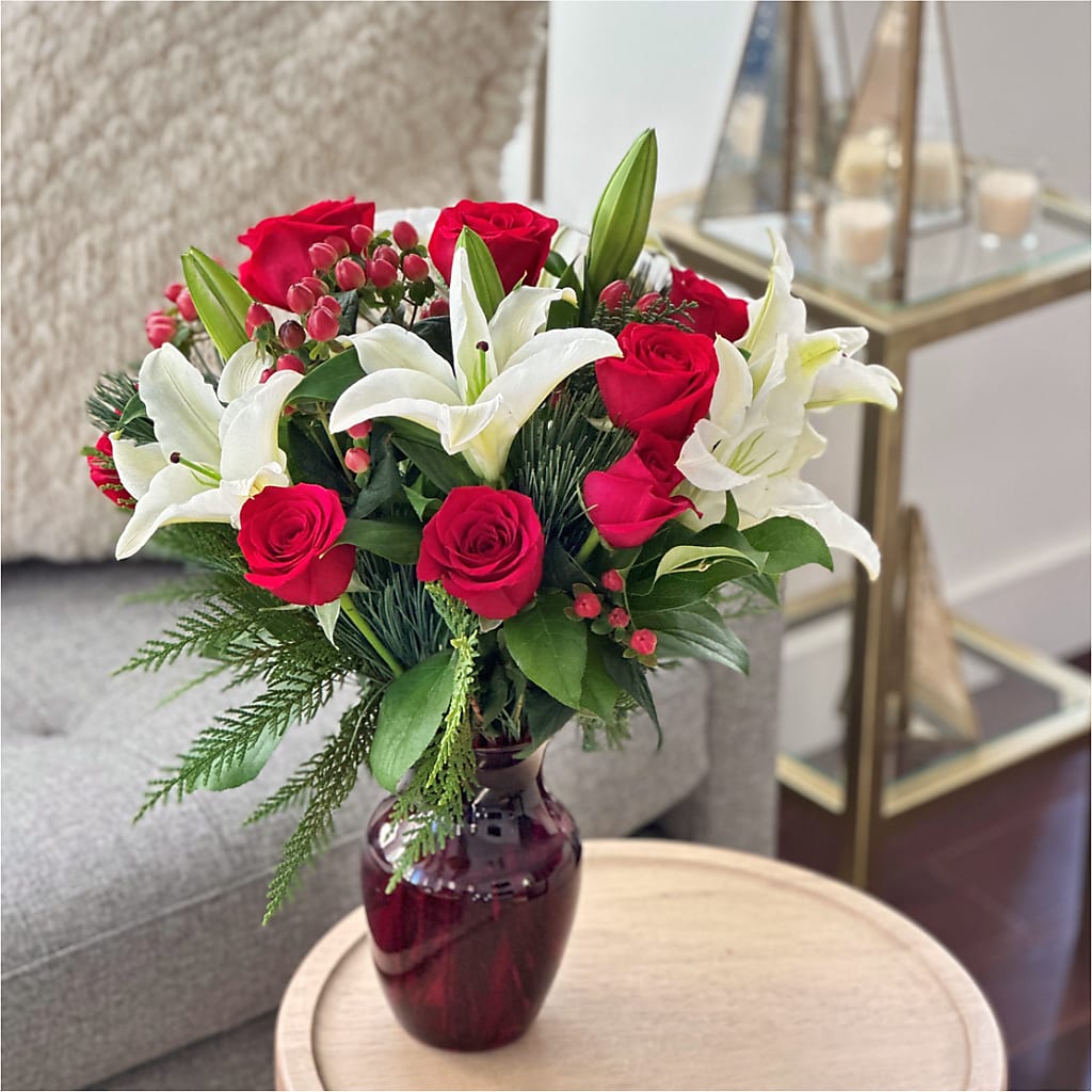Evergreen Delight Bouquet – FARFANS FLOWERS & DECORATIONS LLC, Frederick MD