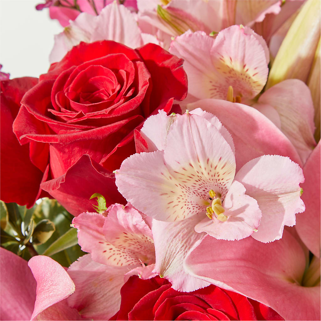 Lucky in Love Bouquet – FARFANS FLOWERS & DECORATIONS LLC, Frederick MD