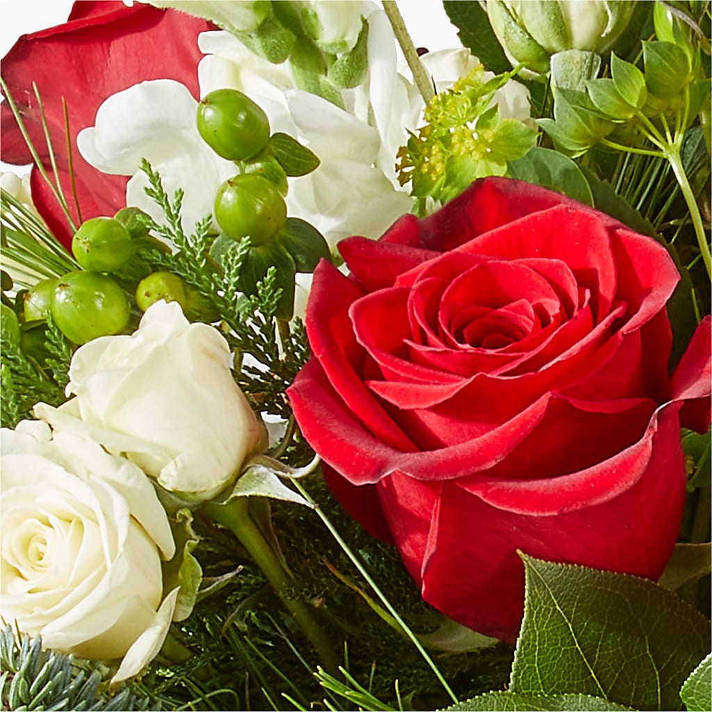 Deck the Halls Bouquet – FARFANS FLOWERS & DECORATIONS LLC, Frederick MD