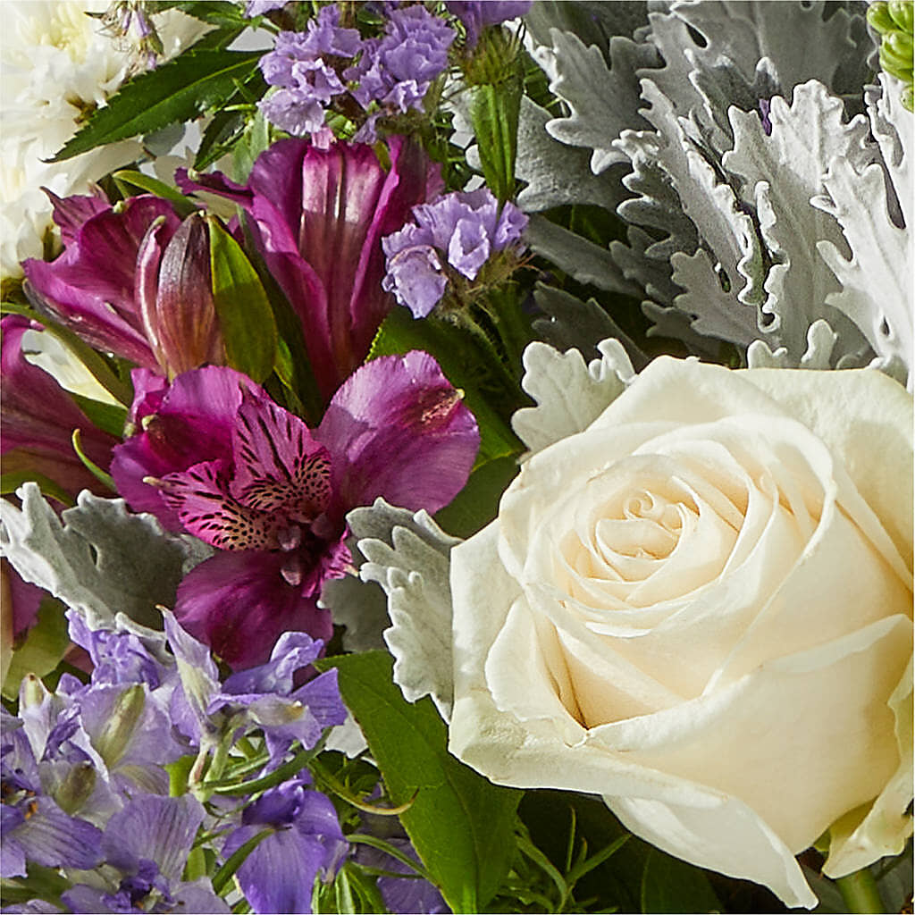 Shooting Star Bouquet – FARFANS FLOWERS & DECORATIONS LLC, Frederick MD