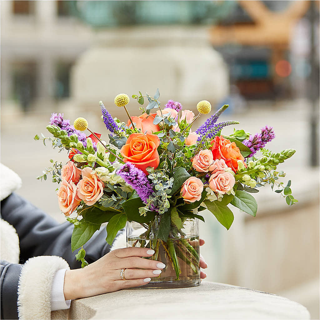 The Standout Bouquet – FARFANS FLOWERS & DECORATIONS LLC, Frederick MD