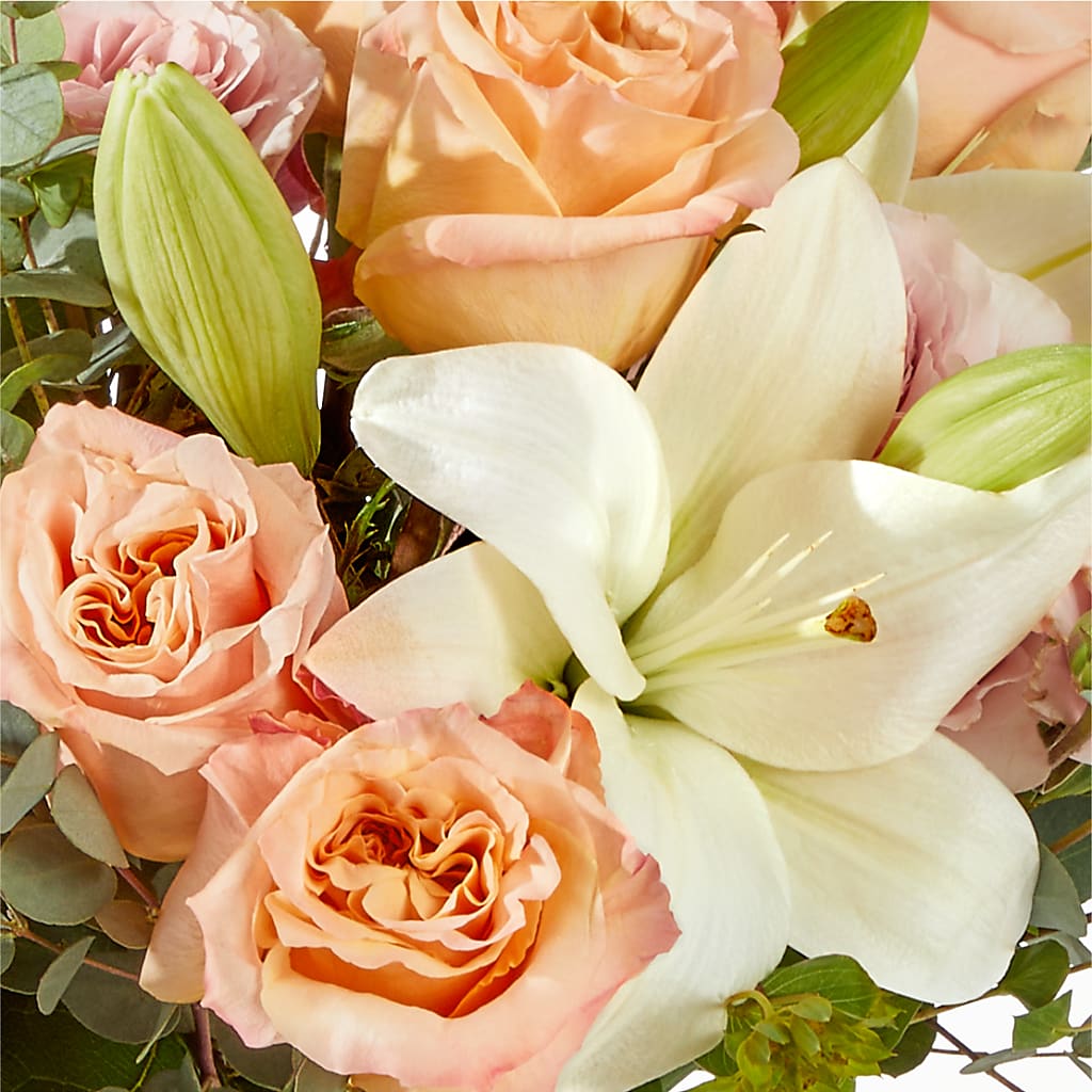 Grapefruit Splash Bouquet – FARFANS FLOWERS & DECORATIONS LLC, Frederick MD