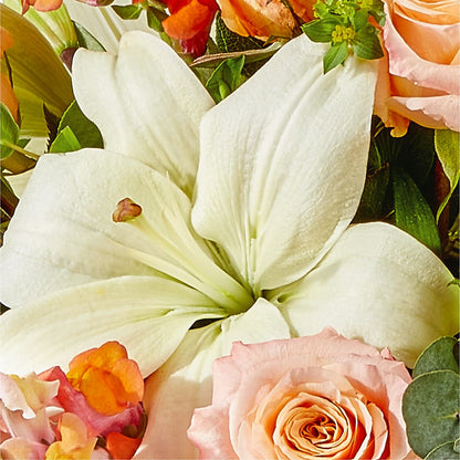 Grapefruit Splash Bouquet – FARFANS FLOWERS & DECORATIONS LLC, Frederick MD