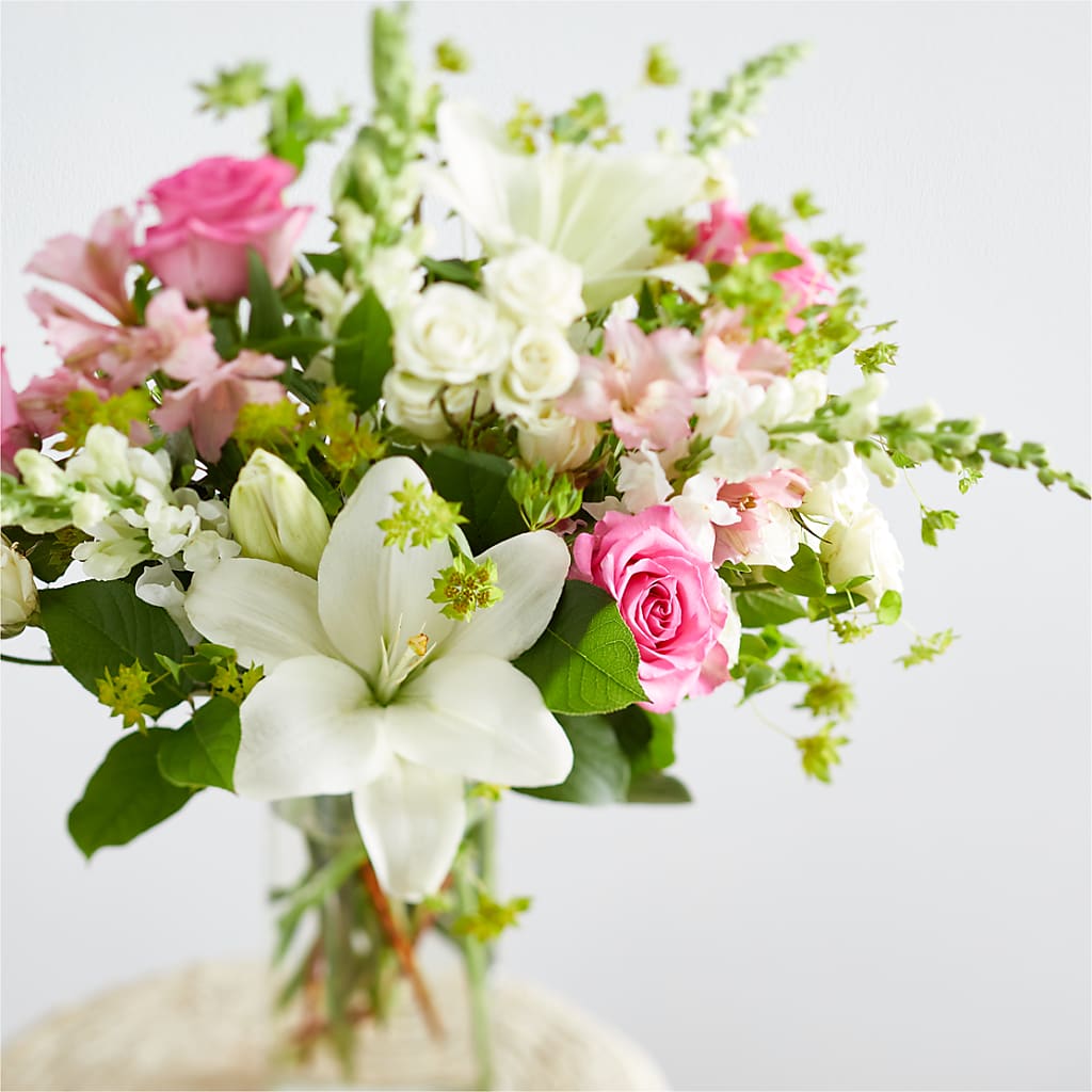 Fondly Bouquet – FARFANS FLOWERS & DECORATIONS LLC, Frederick MD