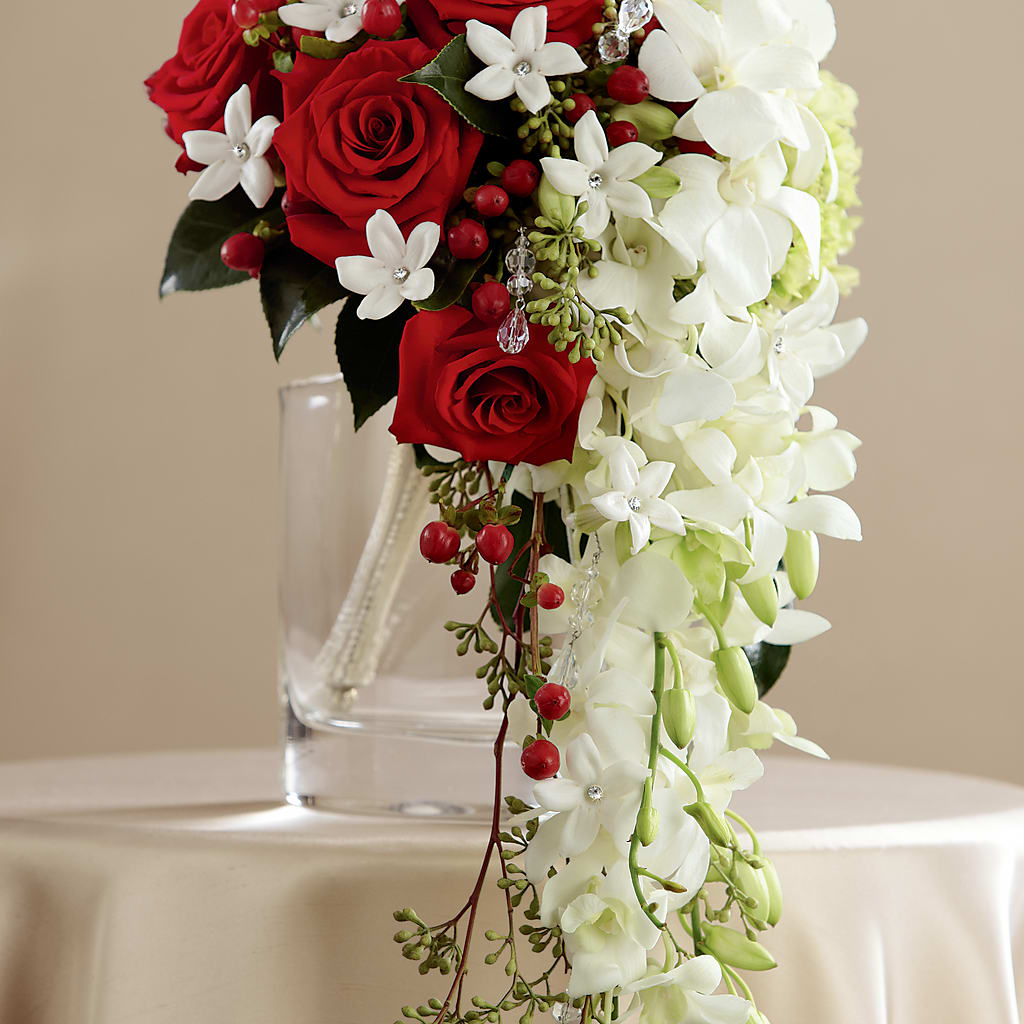 Here Comes the Bride Bouquet – FARFANS FLOWERS & DECORATIONS LLC, Frederick MD